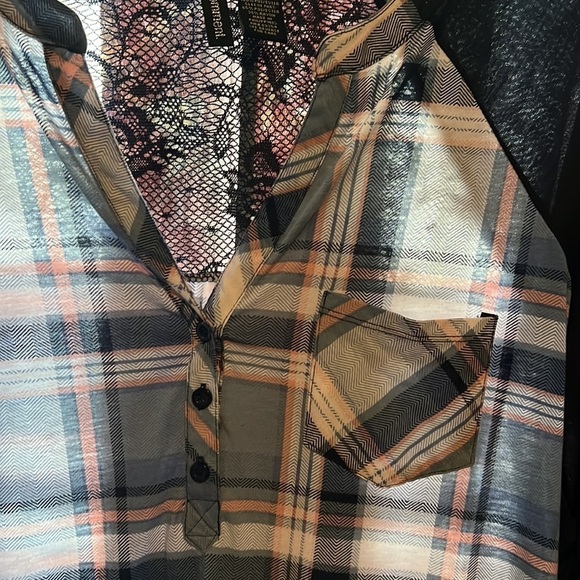 Plaid dress for spring - Picture 2 of 4